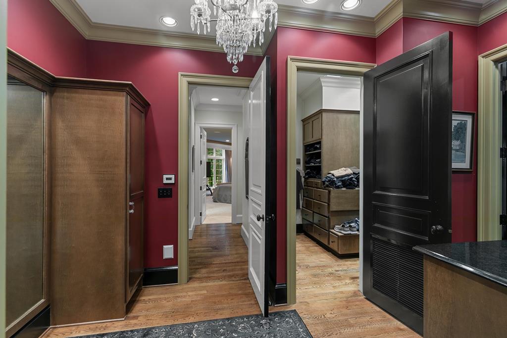 701 Liveoak Trail
