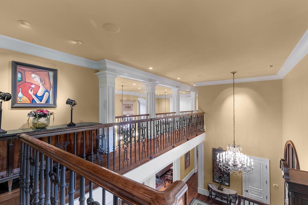 701 Liveoak Trail