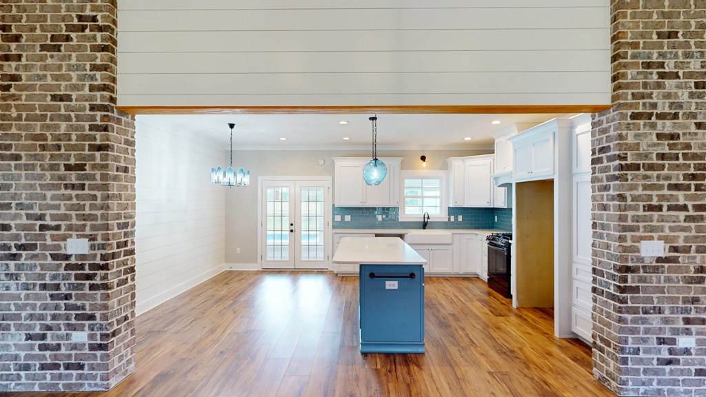 2809 N County Road 19