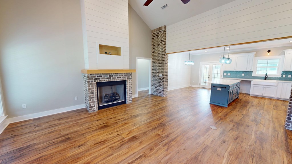 2809 N County Road 19