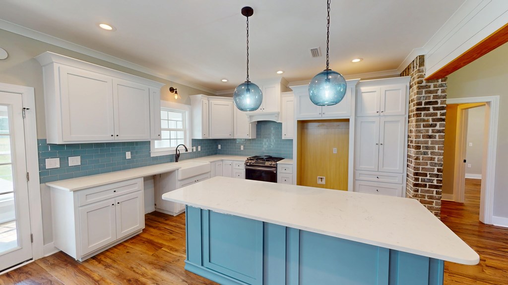 2809 N County Road 19