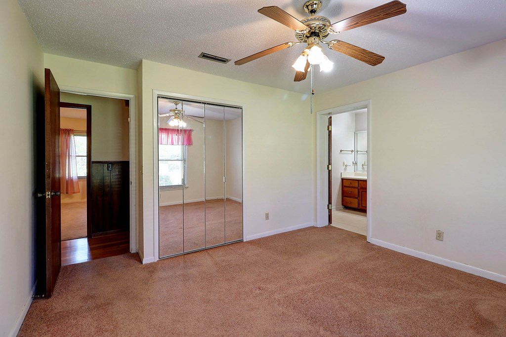 4011 Woodberry Drive