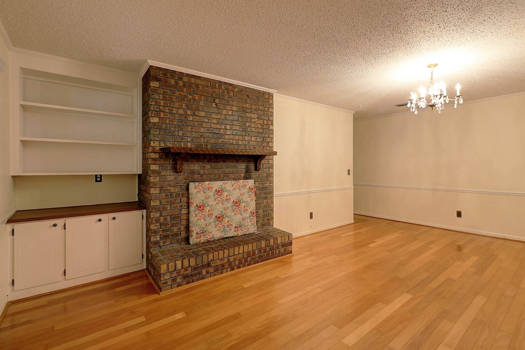 4011 Woodberry Drive