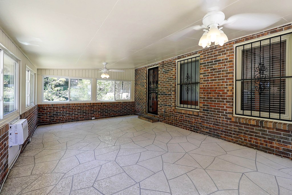 4011 Woodberry Drive