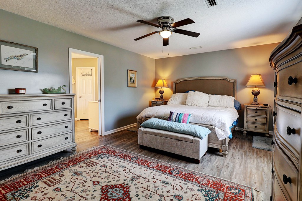 1014 Jeulia Saunders Road