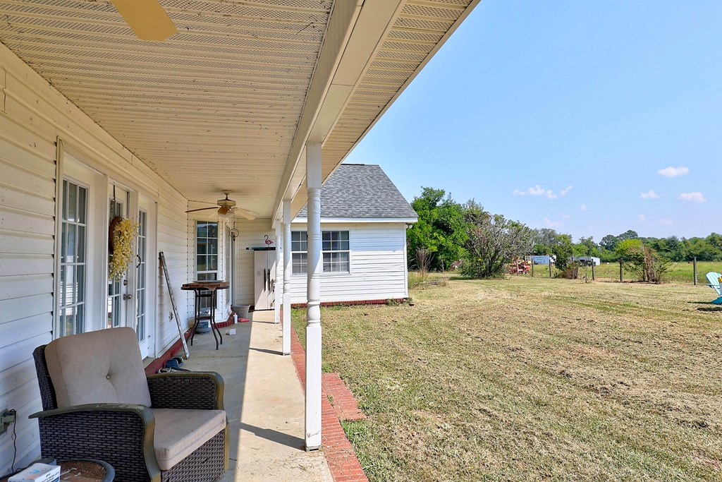 1014 Jeulia Saunders Road