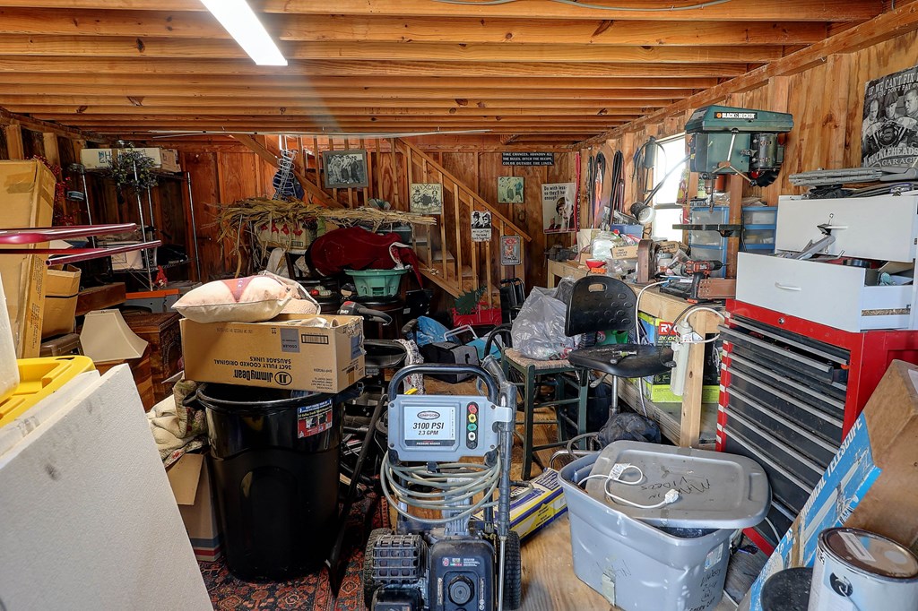 1014 Jeulia Saunders Road