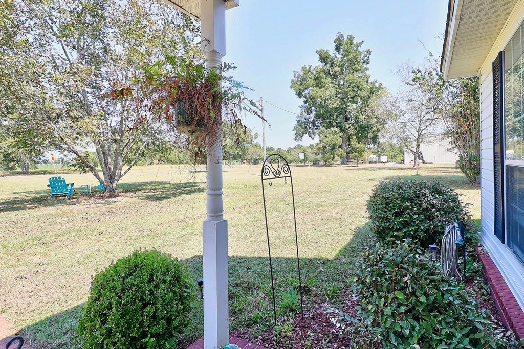 1014 Jeulia Saunders Road