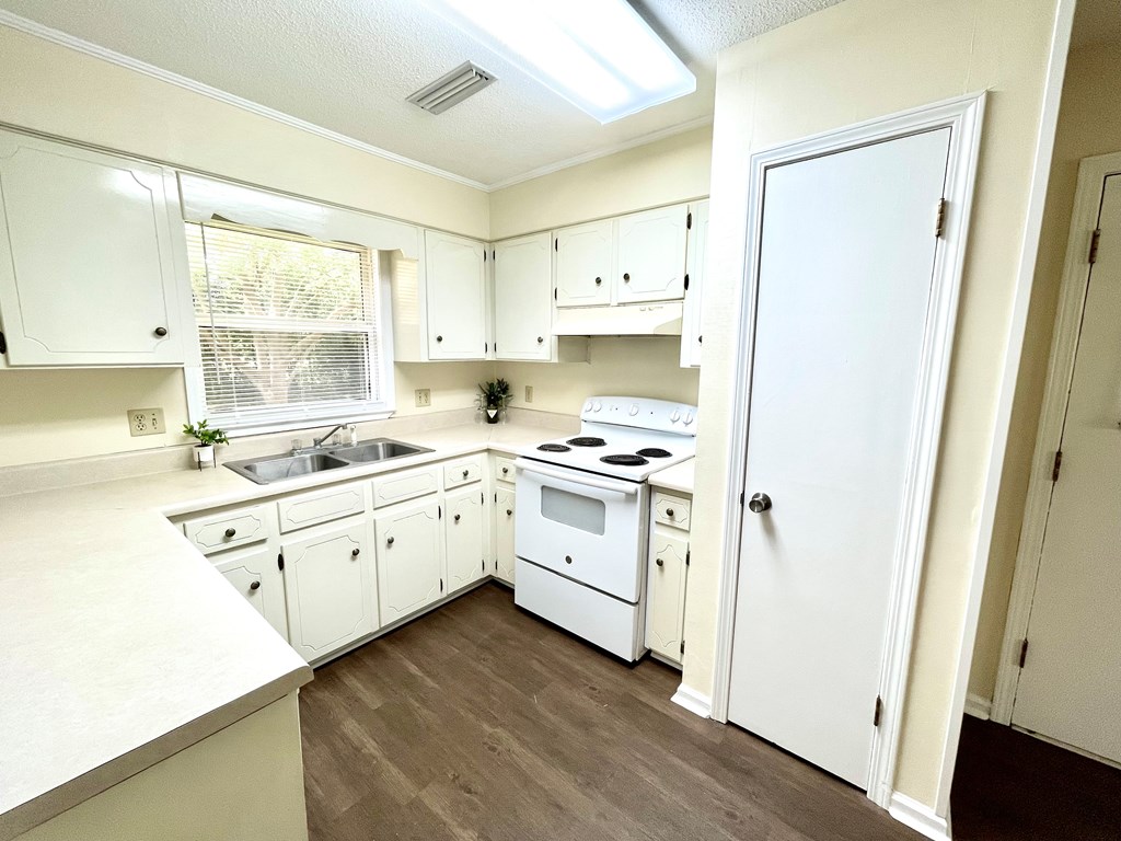 2003 Rock Spring Road