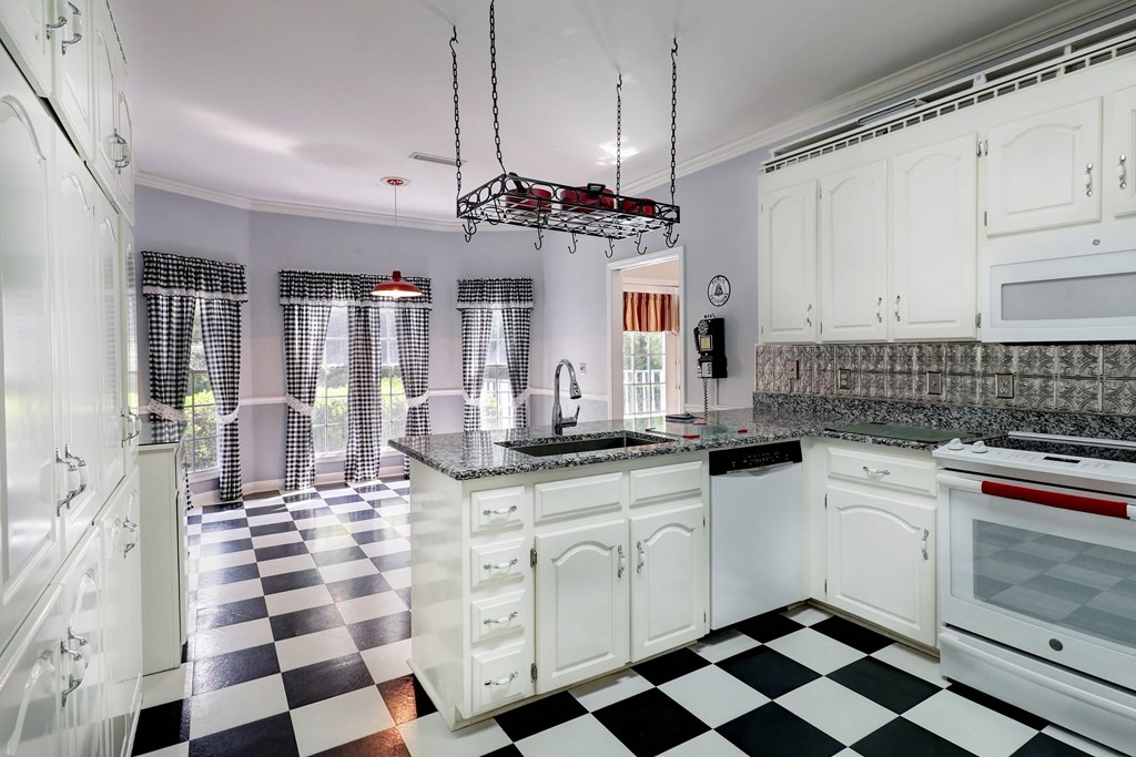 110 Sterling Ridge Ct.