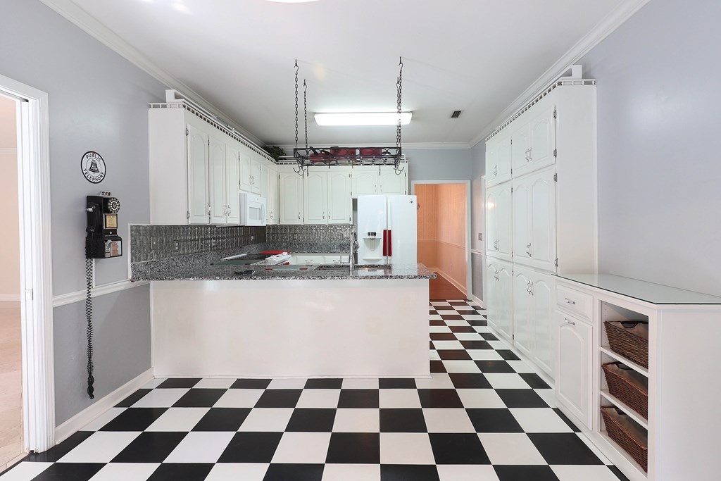 110 Sterling Ridge Ct.