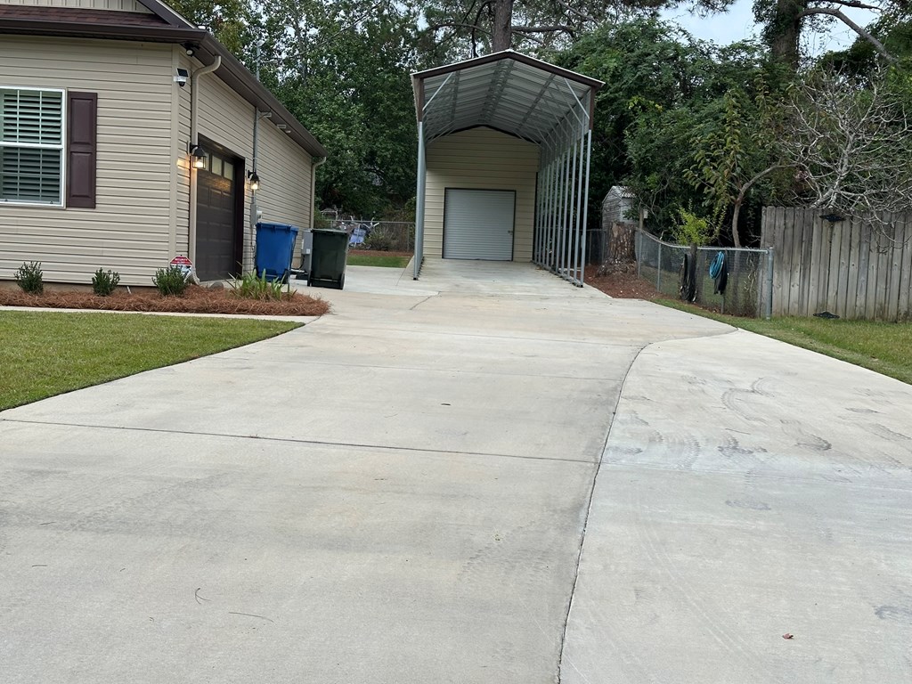 2511 Stonebridge Rd.