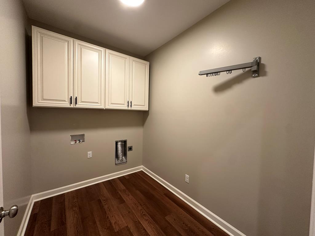 2511 Stonebridge Rd.