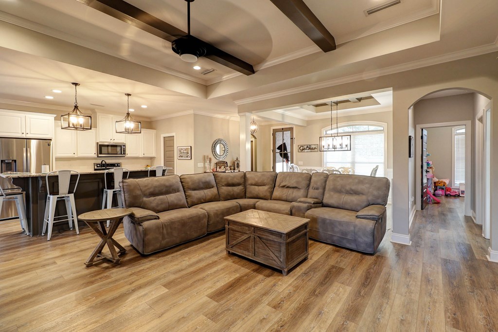 201 Weeping Willow Trail