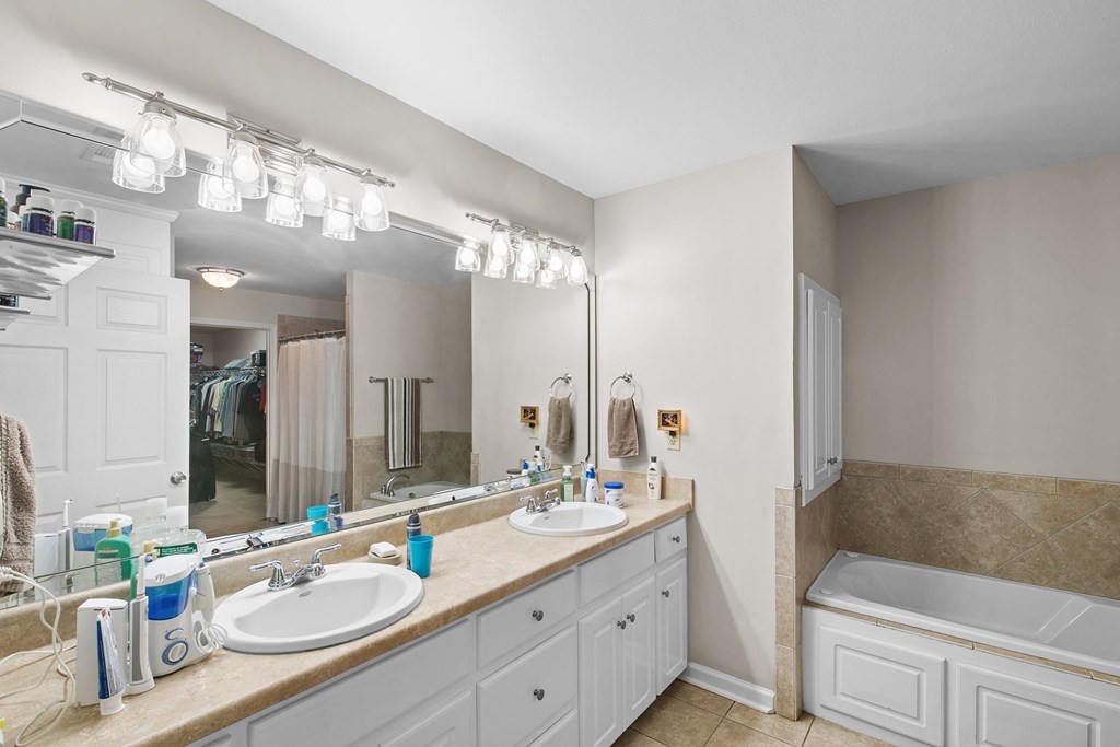 10135 S County Rd 59