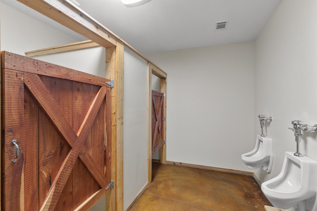 10135 S County Rd 59