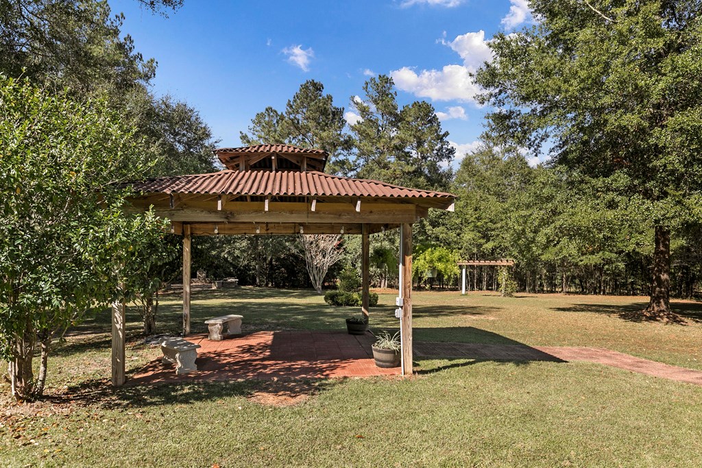 10135 S County Rd 59