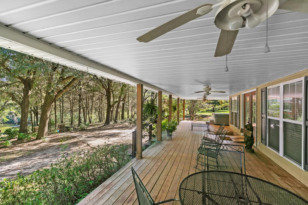 10135 S County Rd 59