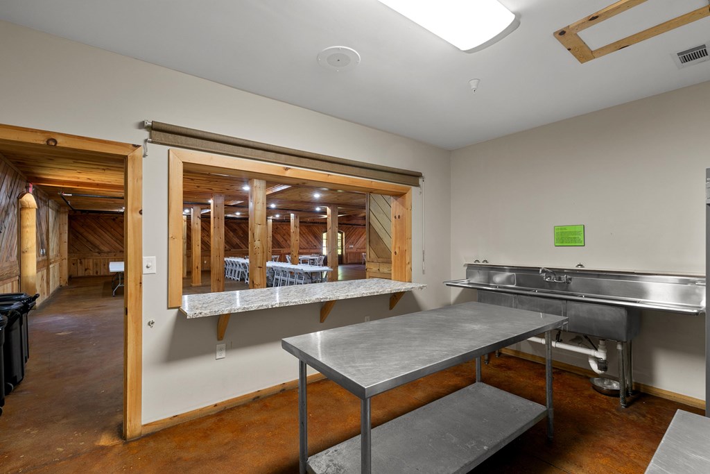 10135 S County Rd 59