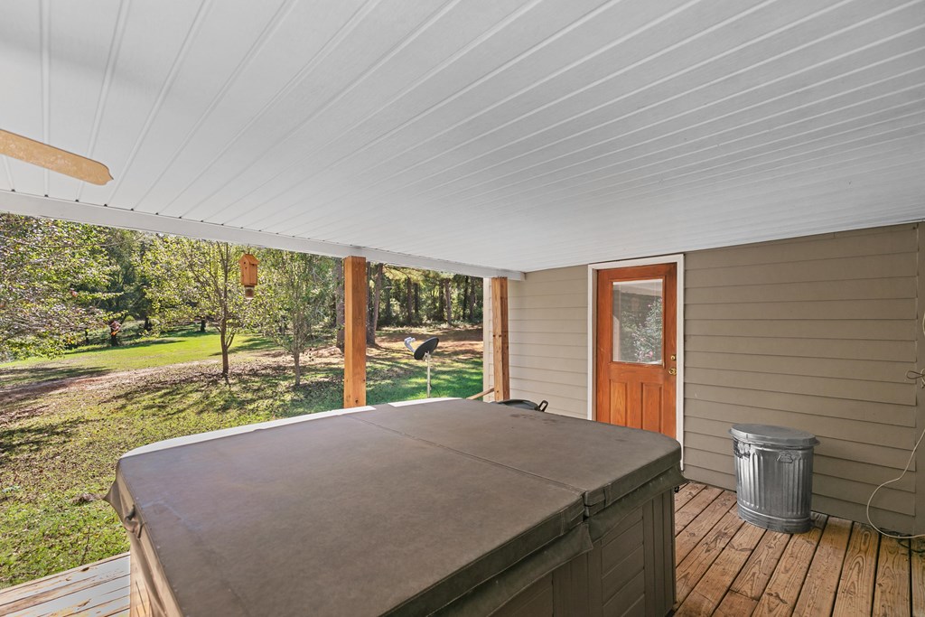 10135 S County Rd 59