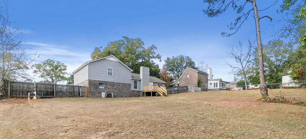 404 Summerrain Terrace