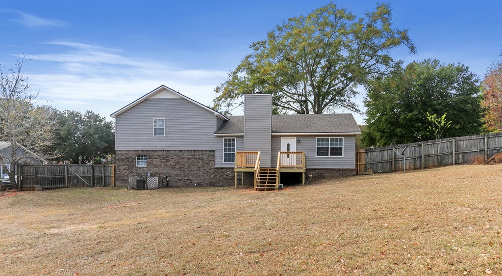 404 Summerrain Terrace