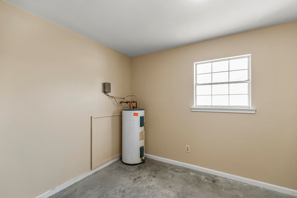 404 Summerrain Terrace