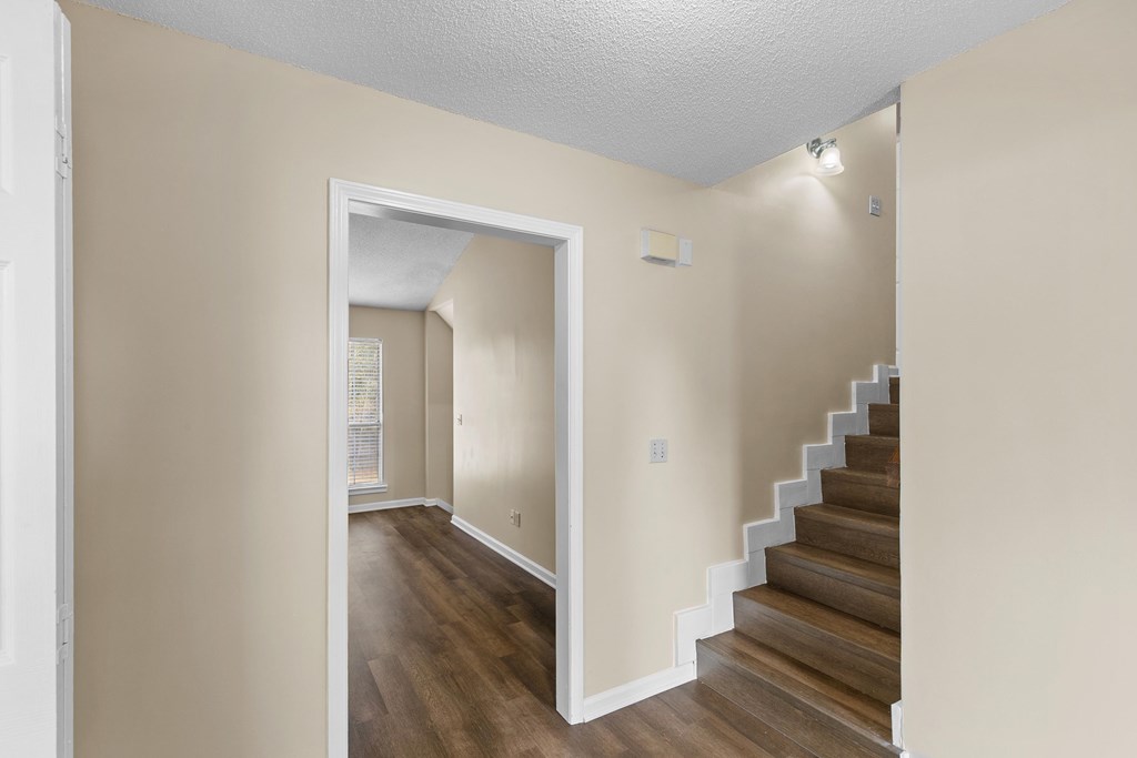 404 Summerrain Terrace