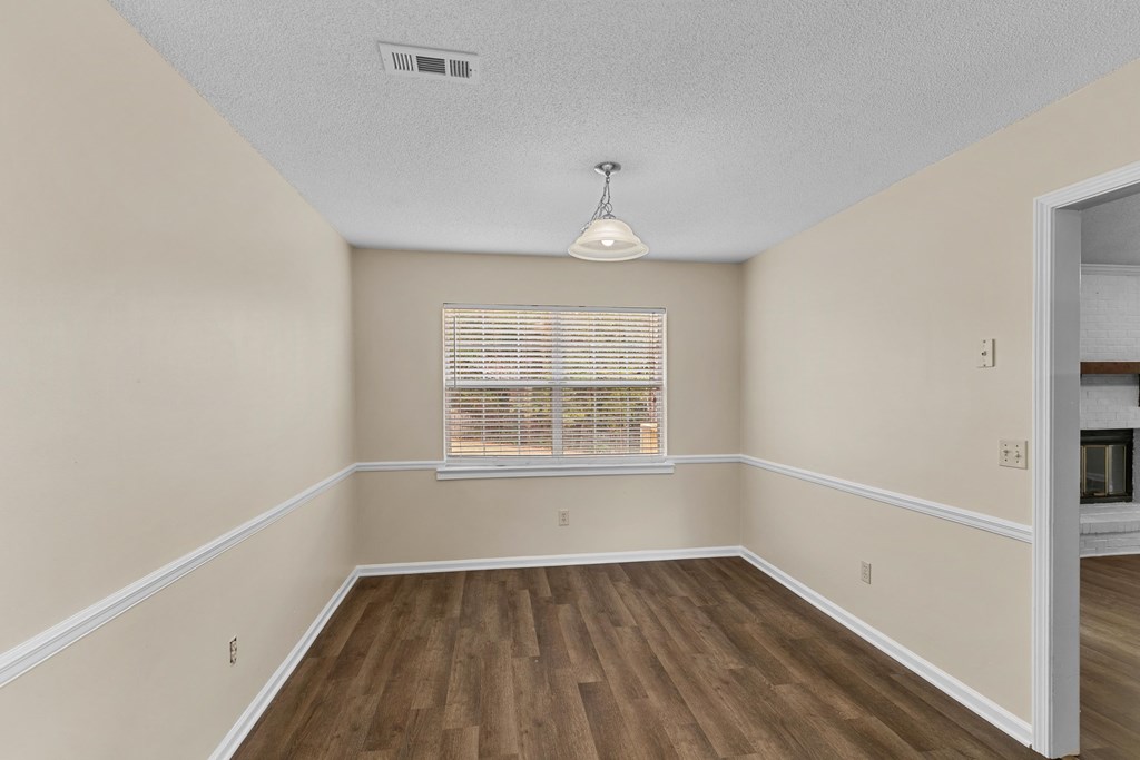 404 Summerrain Terrace