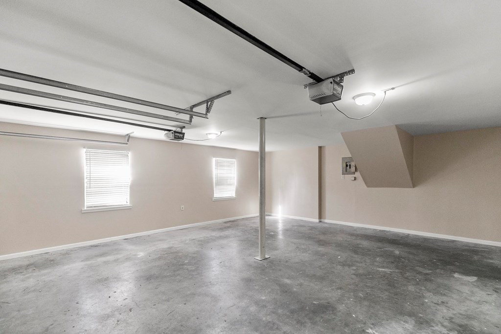 404 Summerrain Terrace