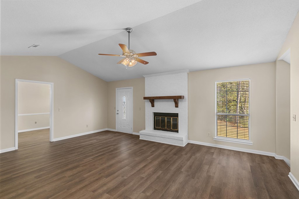 404 Summerrain Terrace