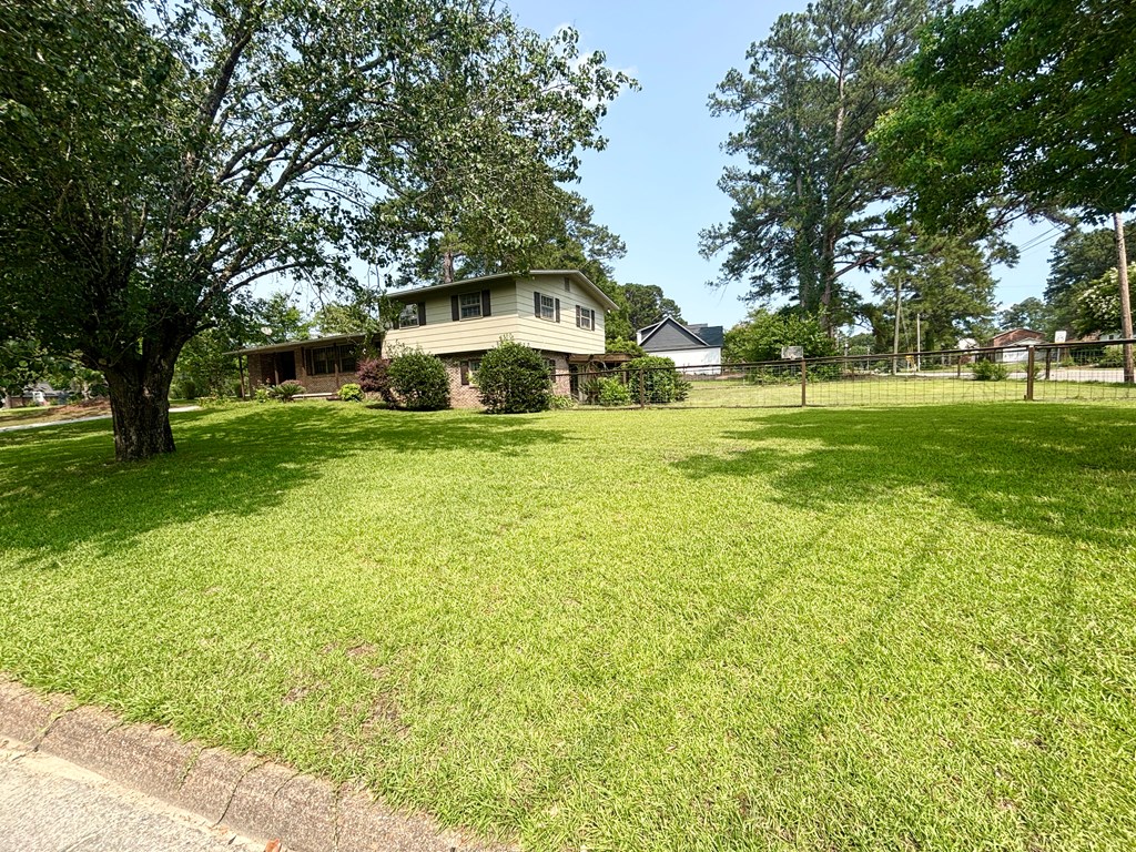 2203 Stonebridge Rd.