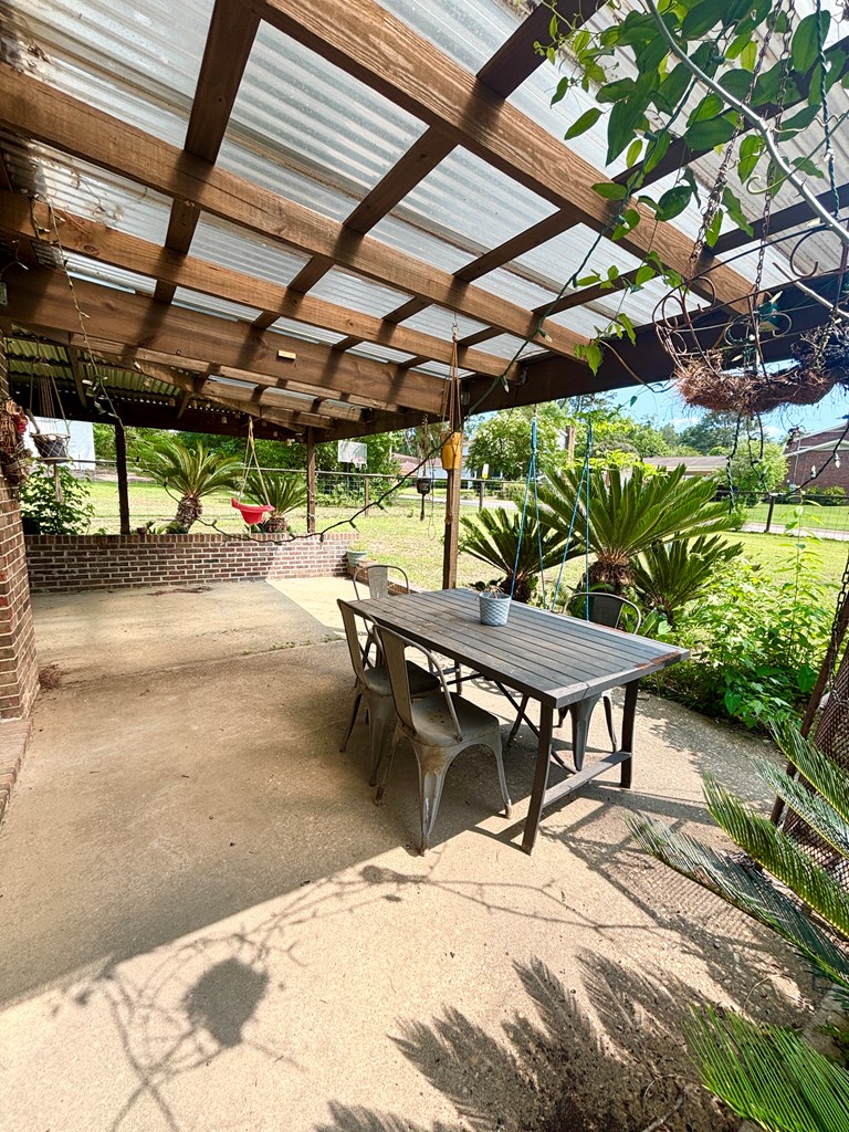 2203 Stonebridge Rd.