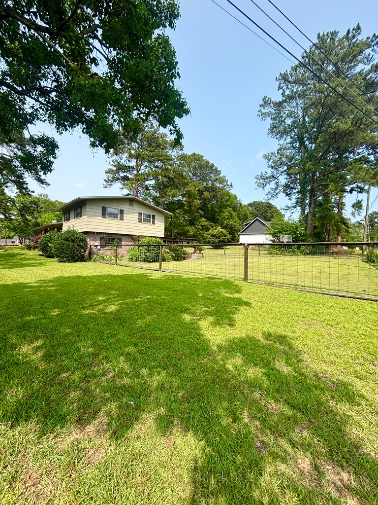 2203 Stonebridge Rd.