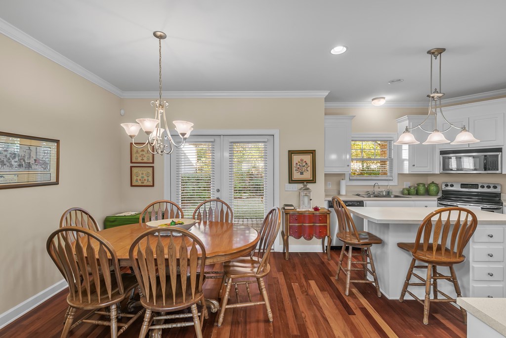 607 Jamestown Boulevard