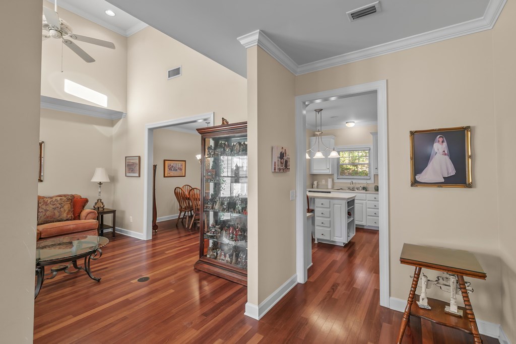 607 Jamestown Boulevard