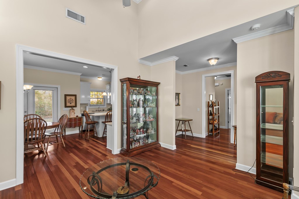 607 Jamestown Boulevard