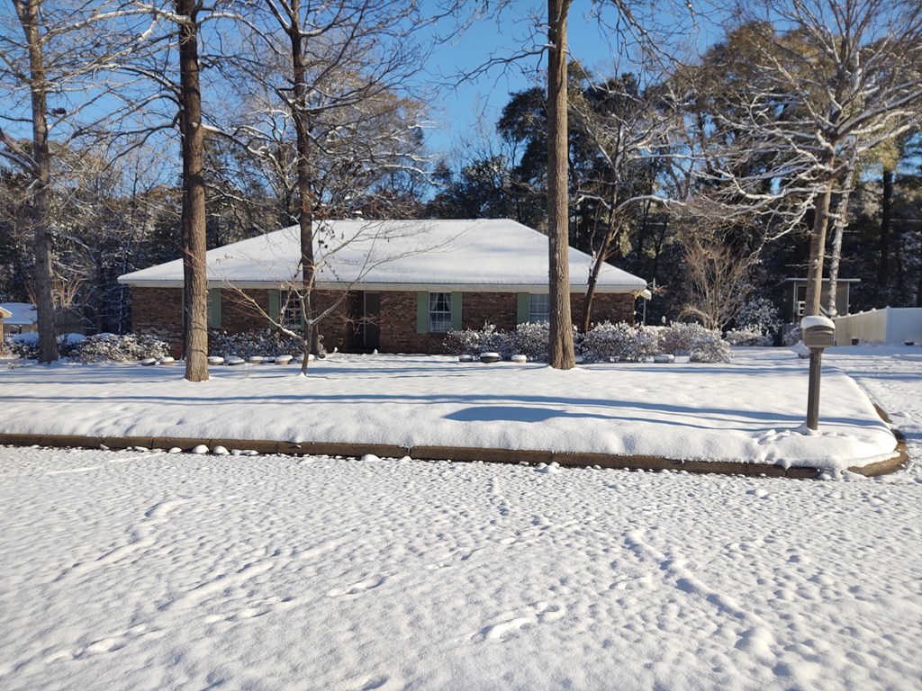 1604 Montcliff Drive