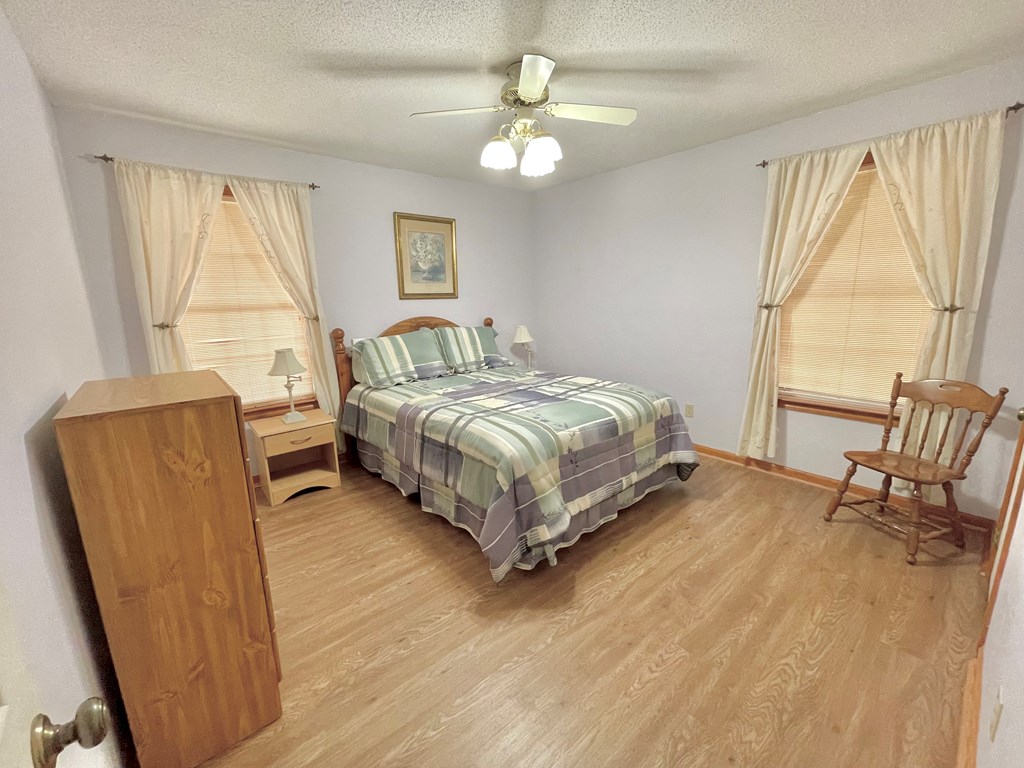 1604 Montcliff Drive