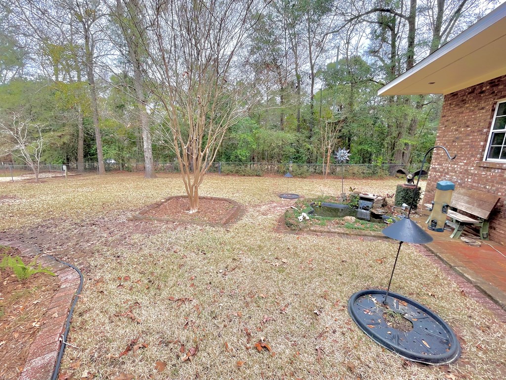 1604 Montcliff Drive