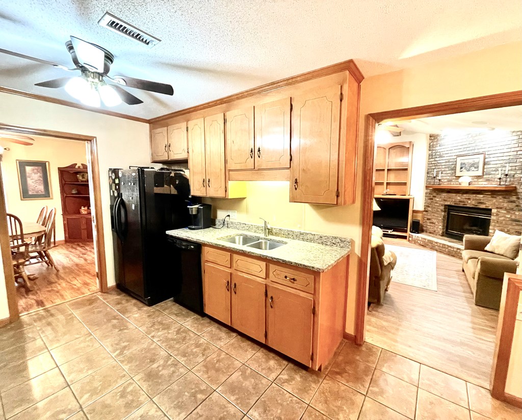 1604 Montcliff Drive