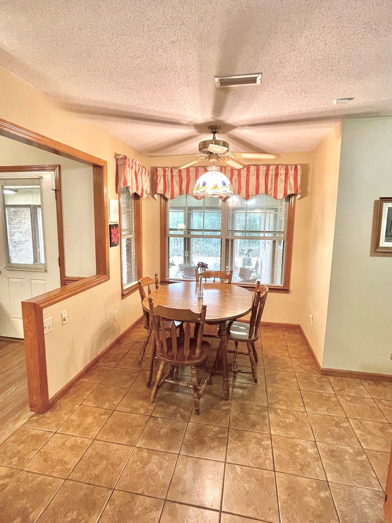 1604 Montcliff Drive