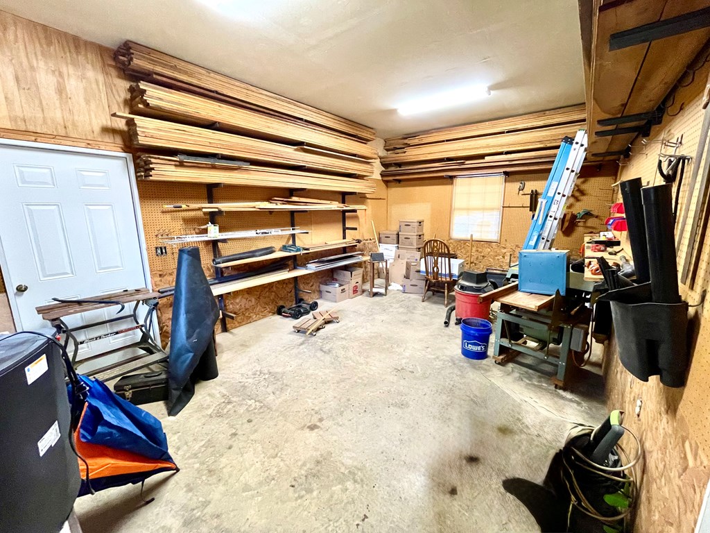 1604 Montcliff Drive