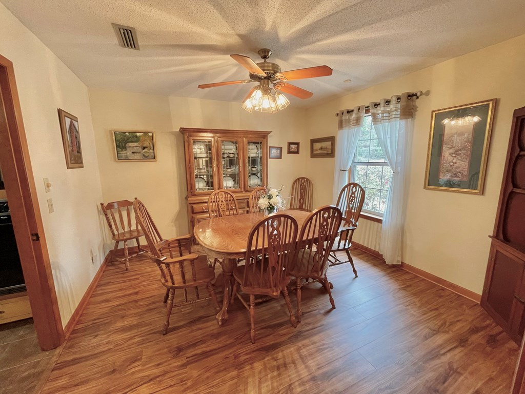 1604 Montcliff Drive