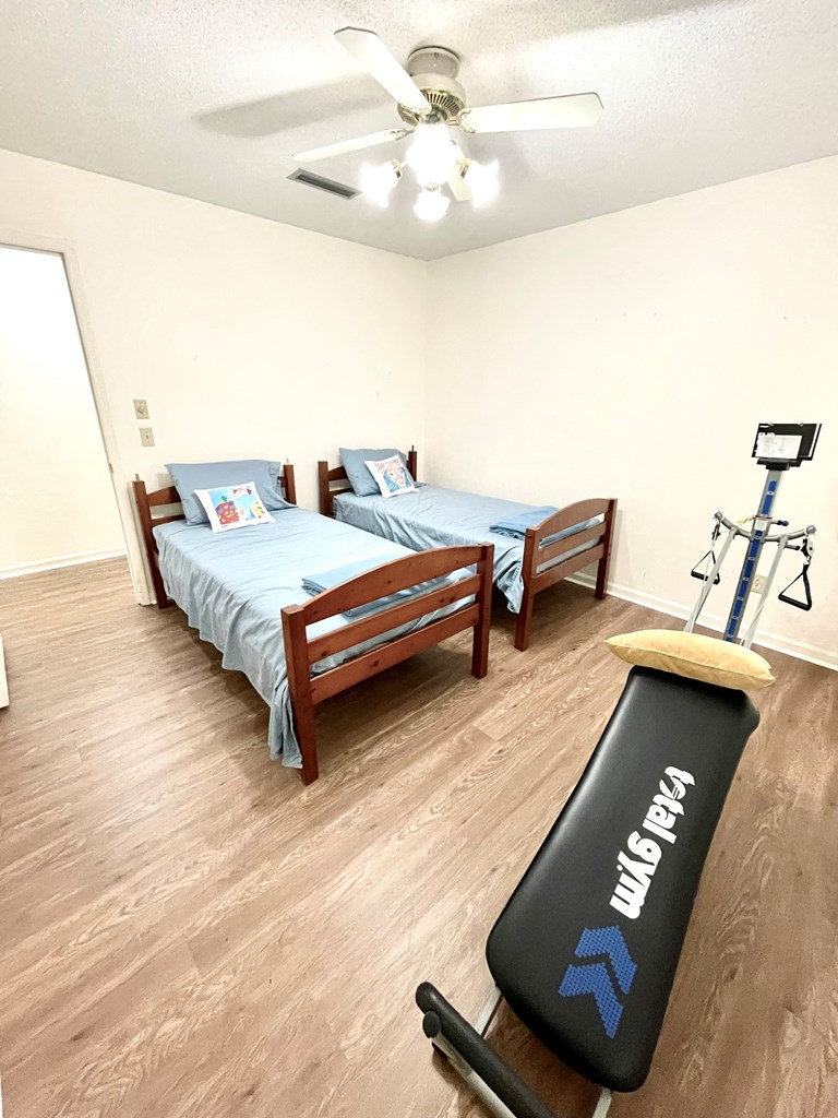 1604 Montcliff Drive