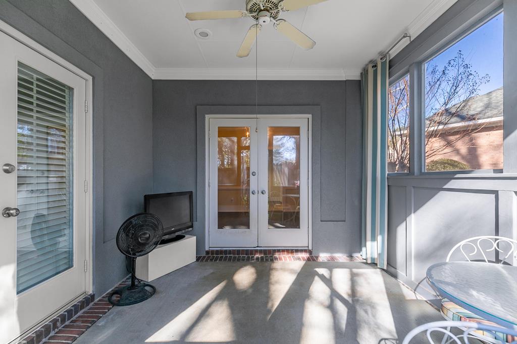 22 Ballestone