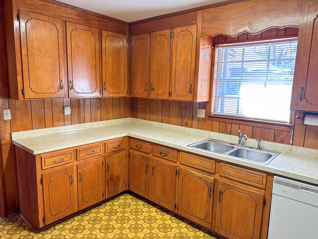 4082 E Cottonwood Rd