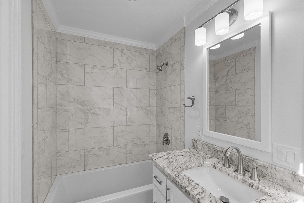 1107 Deerpath Rd
