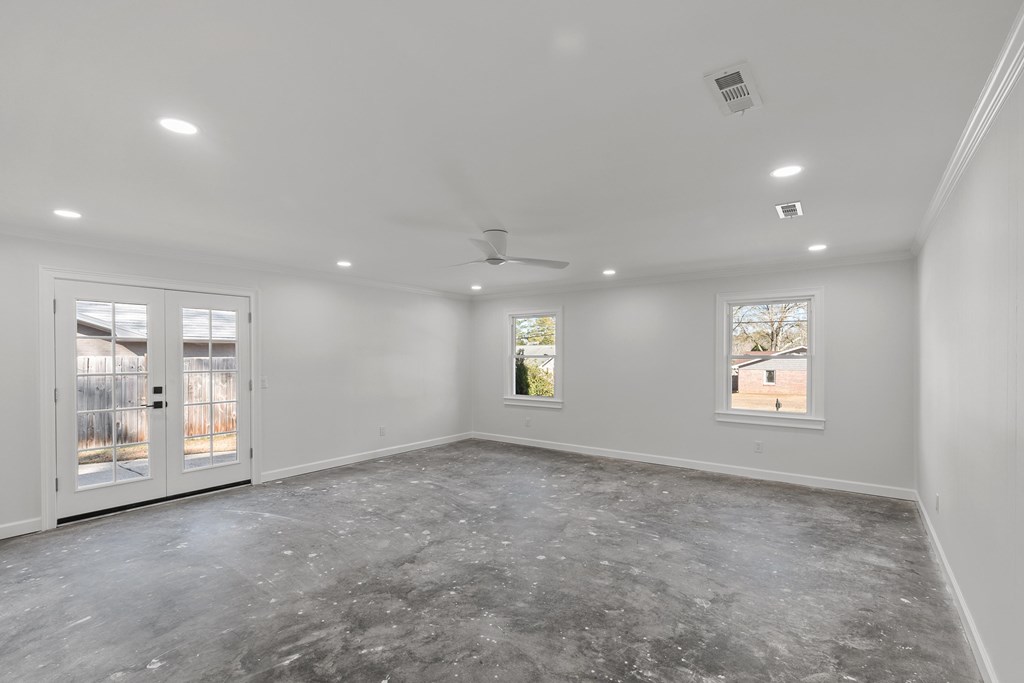 1107 Deerpath Rd