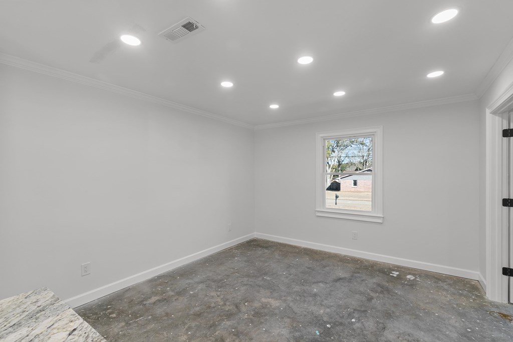 1107 Deerpath Rd